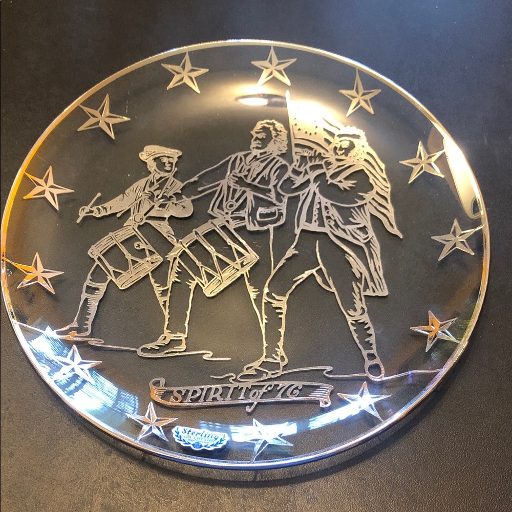 'Spirit of '76' Etched Glass Decorative Plate - Clear